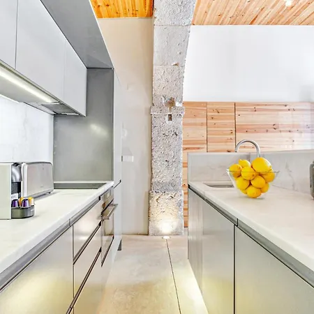 Architect Design Loft 18 Century Apartment Lissabon